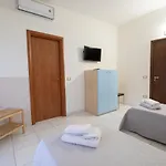 Mangini מלון Buccino